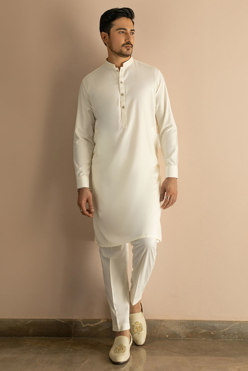 Ivory Hand Embroidered Atlas Jamawar Prince Coat (3-Piece) - Image 4