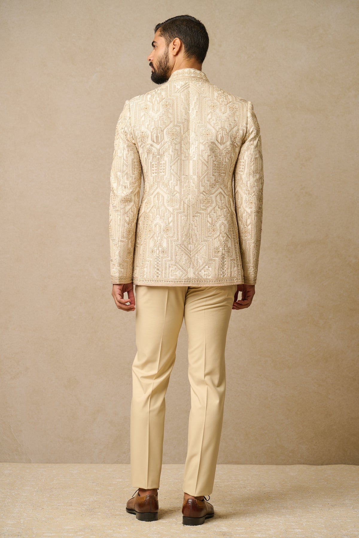 Ivory Aari & Zari Silk Bandhgala Suit (3-Piece) - Image 4