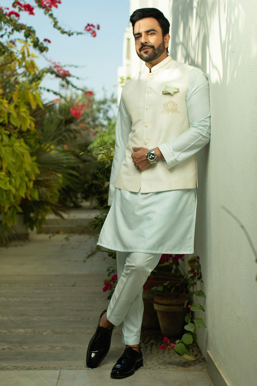 Off-White Hand-Embroidered Jamawar Prince Coat (3-Piece) - Image 6