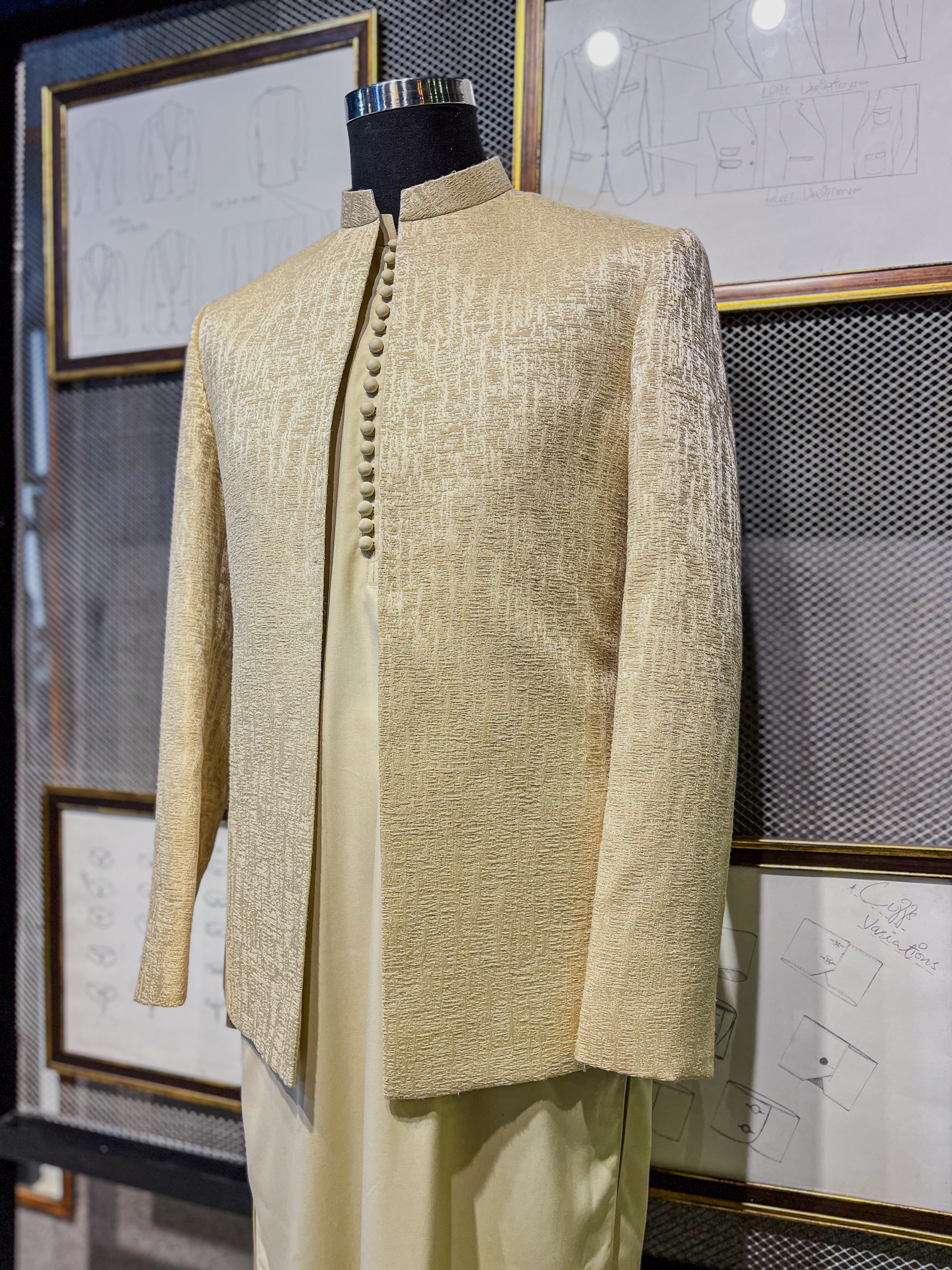 Ivory Self-Textured Jamawar Prince Coat (3-Piece) - Image 3