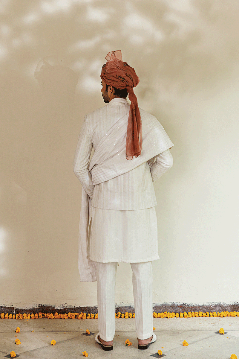 Ivory White Geometrical Embroidered Silk-Blend Prince Coat (4-Piece) - Image 4