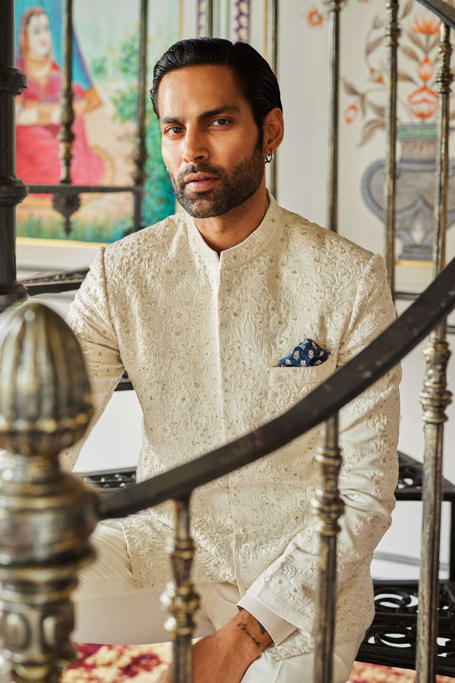 Off-White Hand-Embroidered Silk Bandhgala (2-Piece) - Image 4