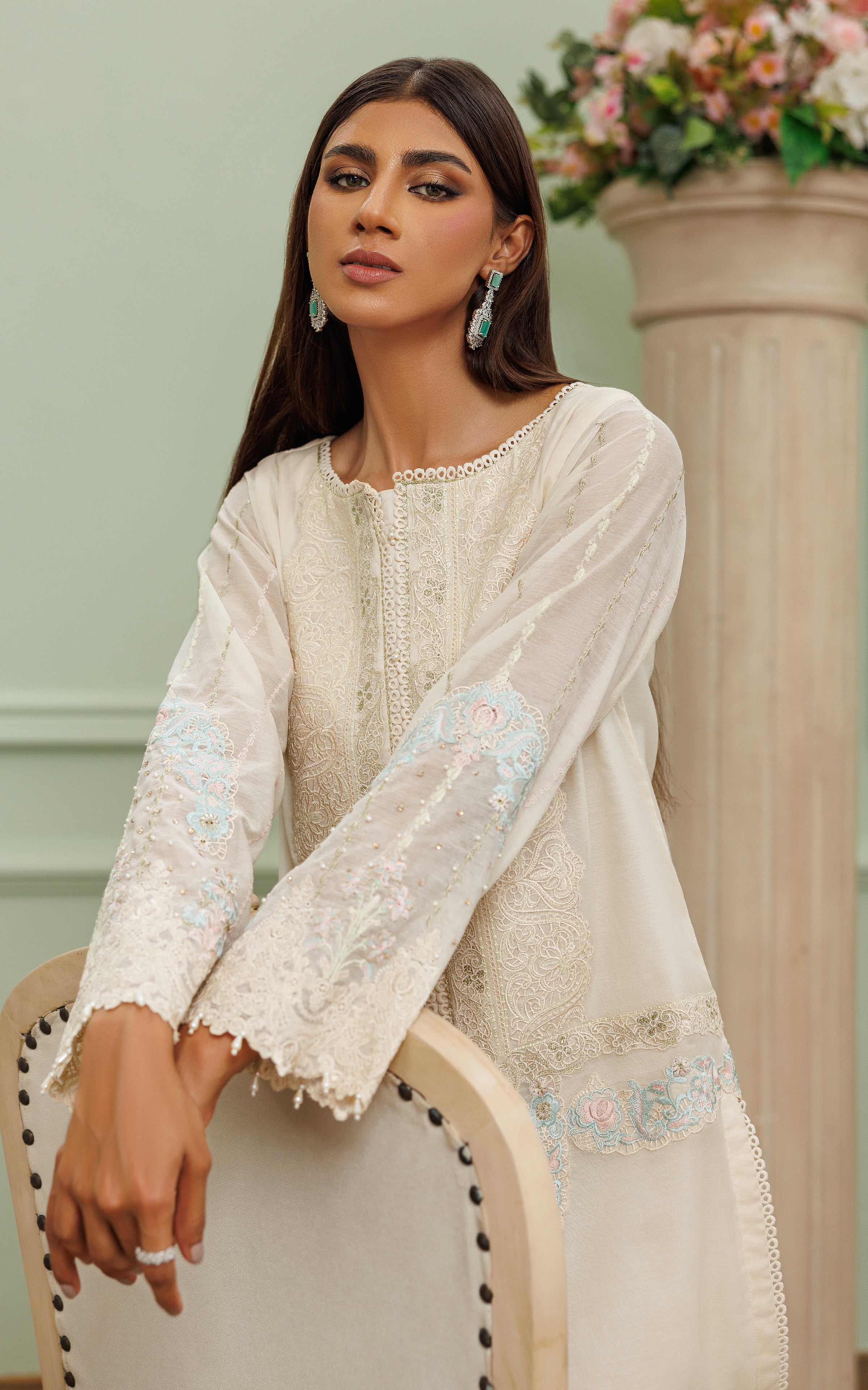 Ivory Embroidered Chanderi 2-Piece Suit - Image 5