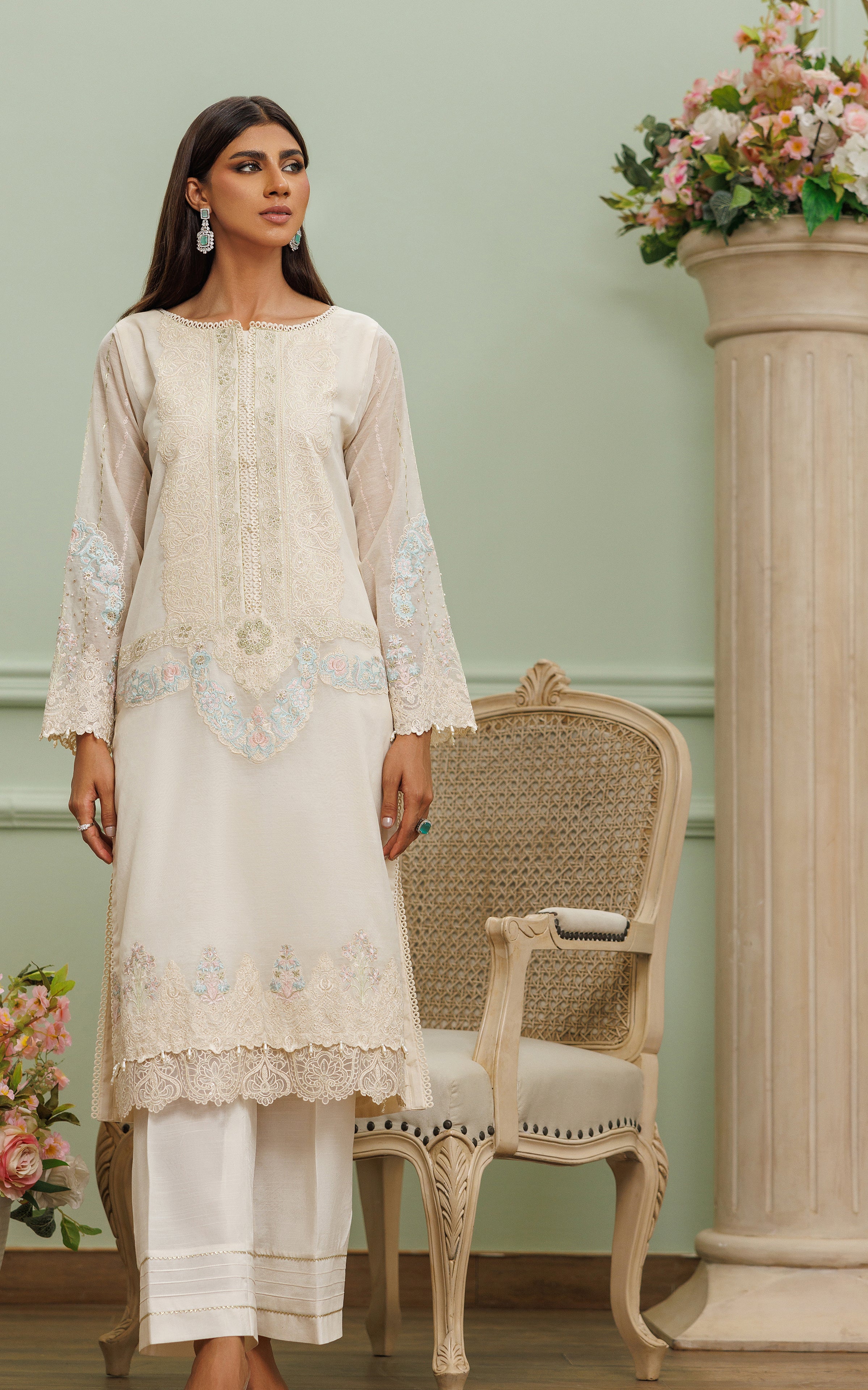 Ivory Embroidered Chanderi 2-Piece Suit - Image 6