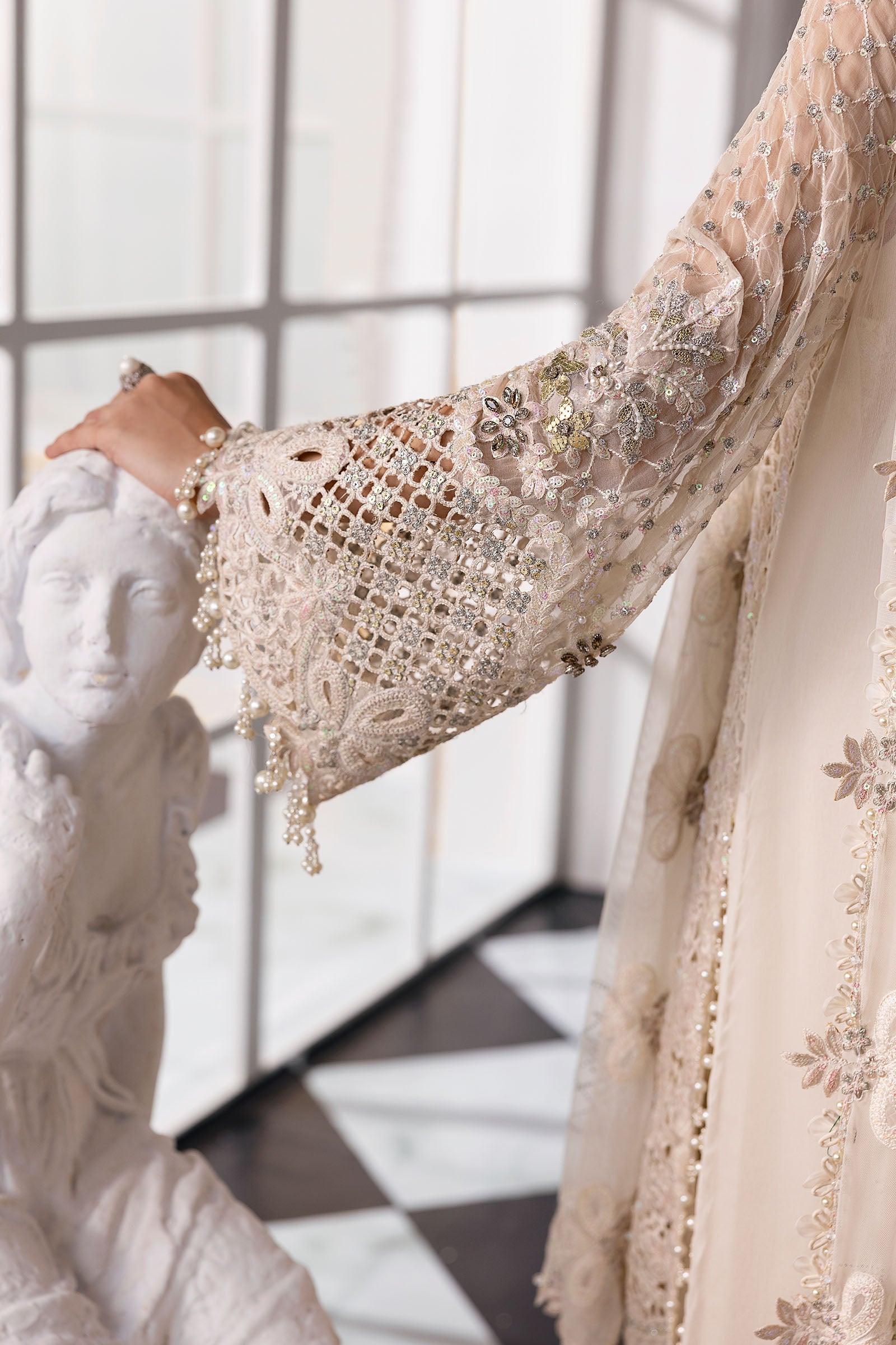 Off-White Embroidered Chiffon & Organza 3-Piece Suit - Image 8