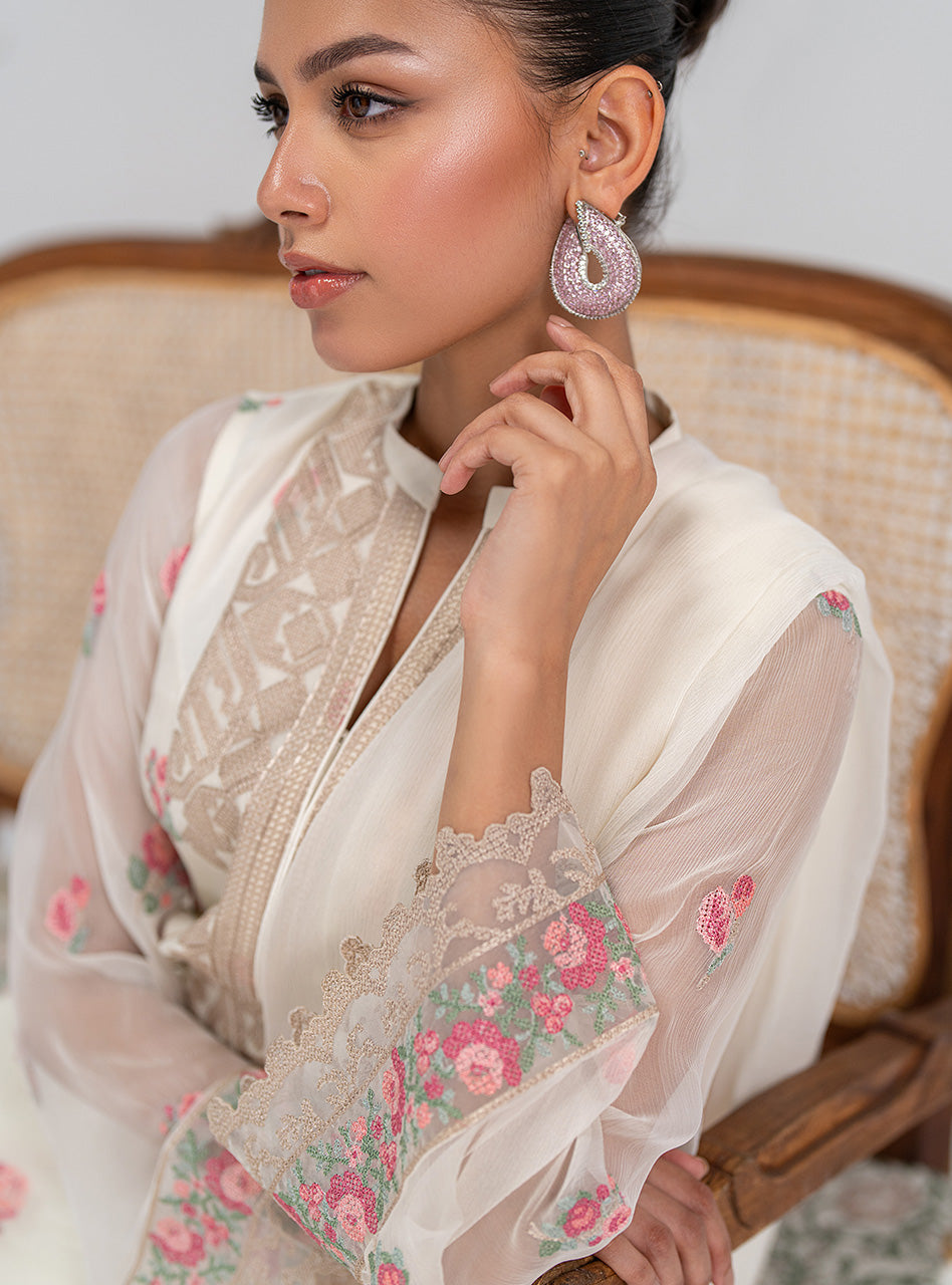 Pakistani Ivory Floral Embroidered Chiffon Salwar Kameez (3-Piece) - Image 6