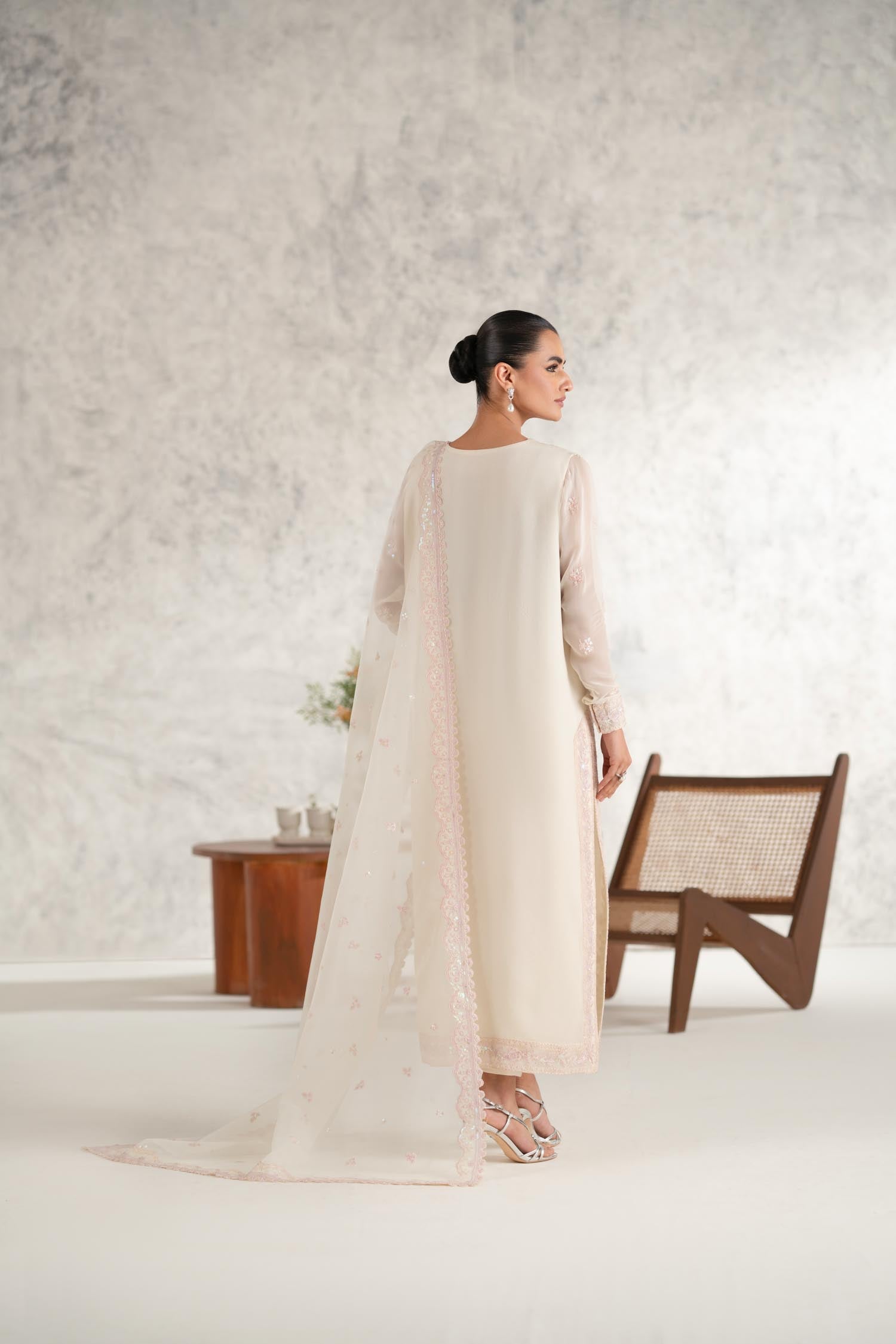 Pakistani Ivory Embroidered Chiffon Salwar Kameez (3-Piece) - Image 4