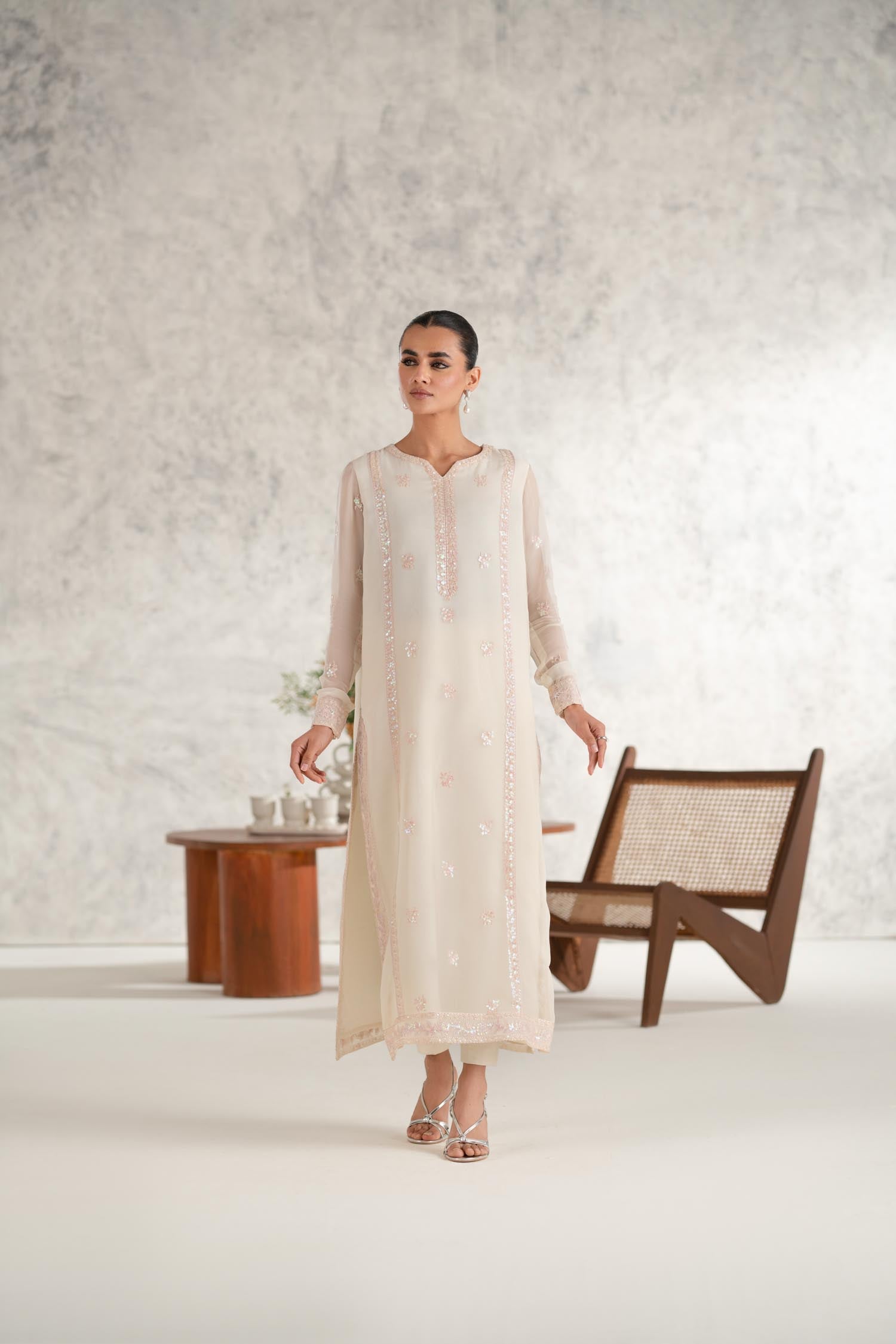 Pakistani Ivory Embroidered Chiffon Salwar Kameez (3-Piece) - Image 5