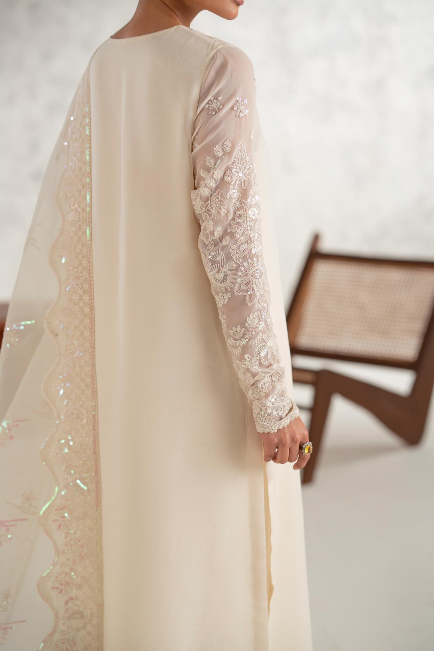 Ivory Embroidered Chiffon Salwar Kameez (3-Piece) - Image 4