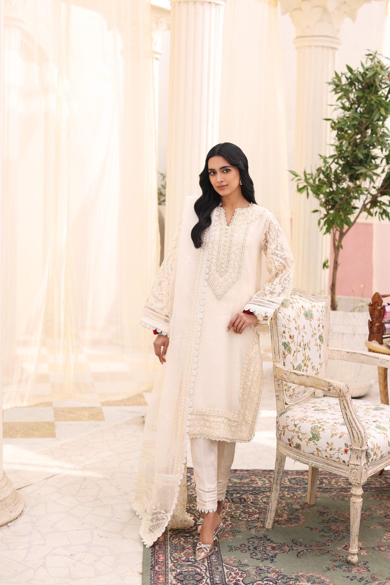 Pakistani Ivory Ari Embroidered Cotton Net Kameez (3-Piece) - Image 1
