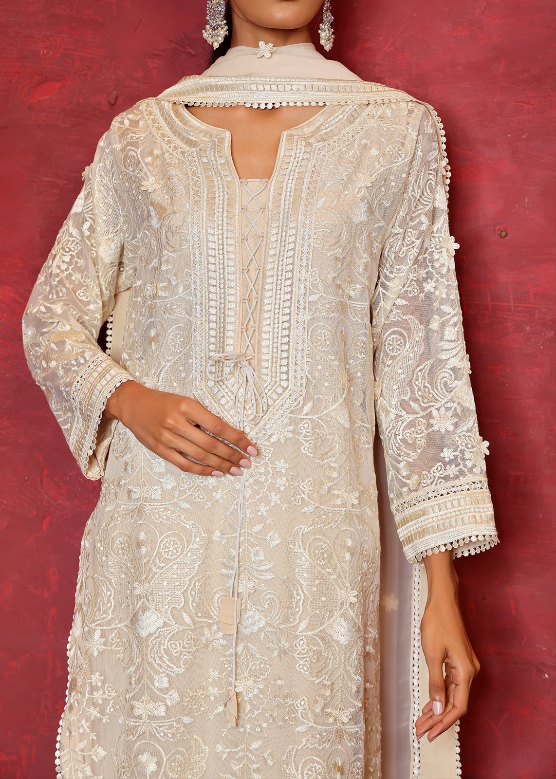 Off-White Chikan Embroidered Cotton Net Kurta (3-Piece) - Image 3