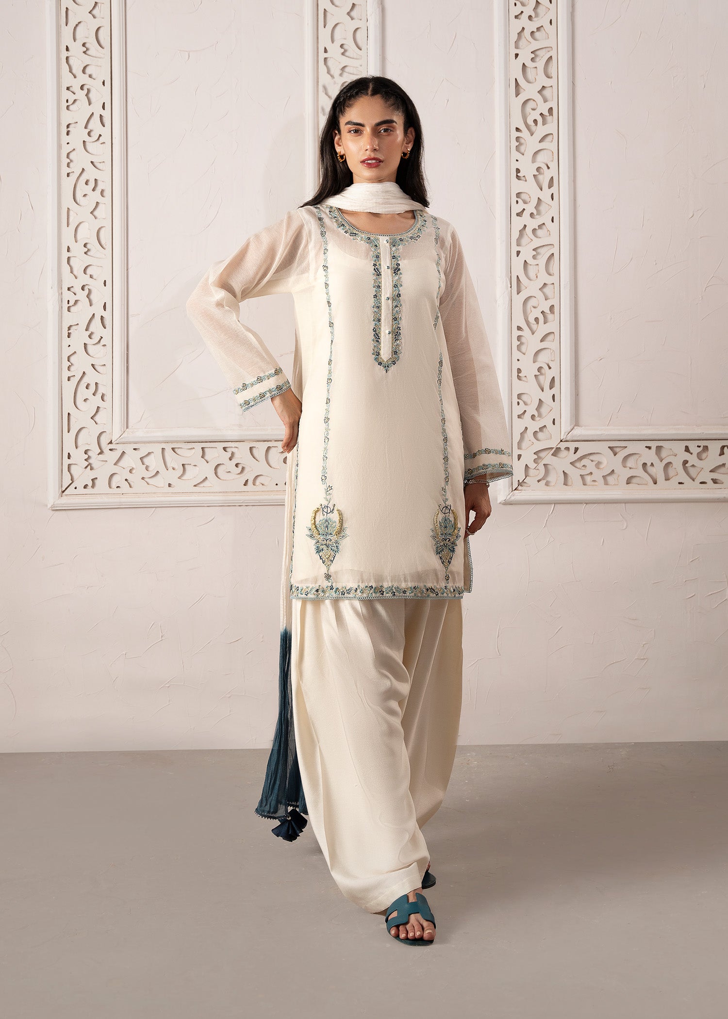 Ivory Gota & Thread Embroidered Cotton Silk Kurta Set (3-Piece) - Image 1