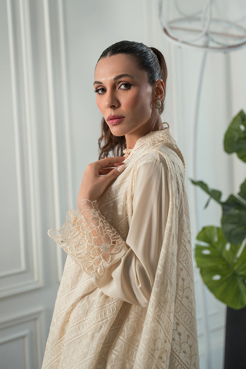 Off-White Embroidered Pure Crepe Salwar Kameez (3-Piece) - Image 5