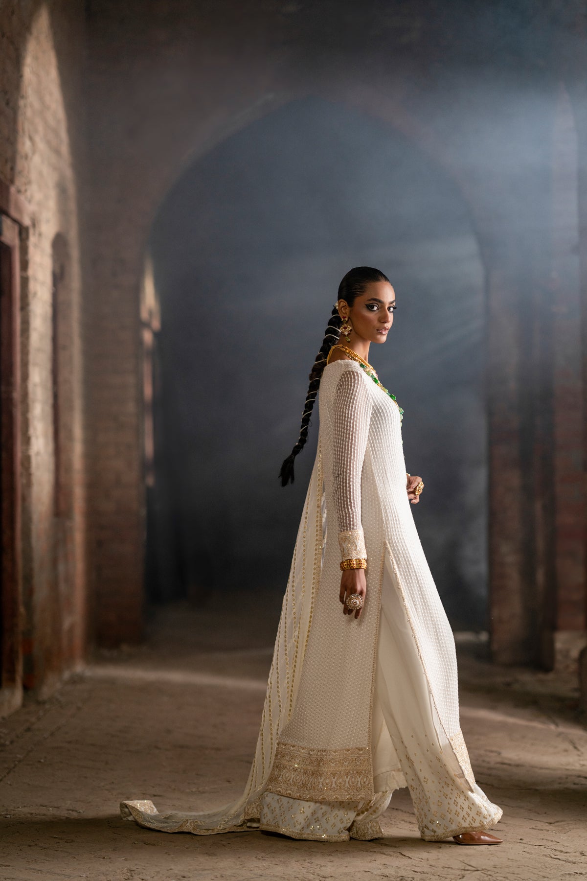 Ivory Mukesh Embroidered Crinkle Chiffon Salwar Kameez (3-Piece) - Image 8