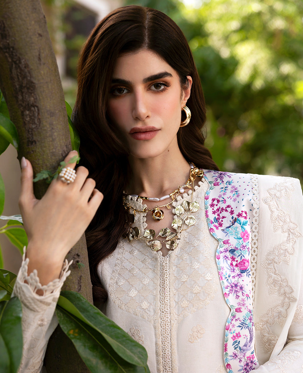 Pakistani Cream Jacquard Salwar Kameez with Embroidered Dupatta (3-Piece) - Image 5