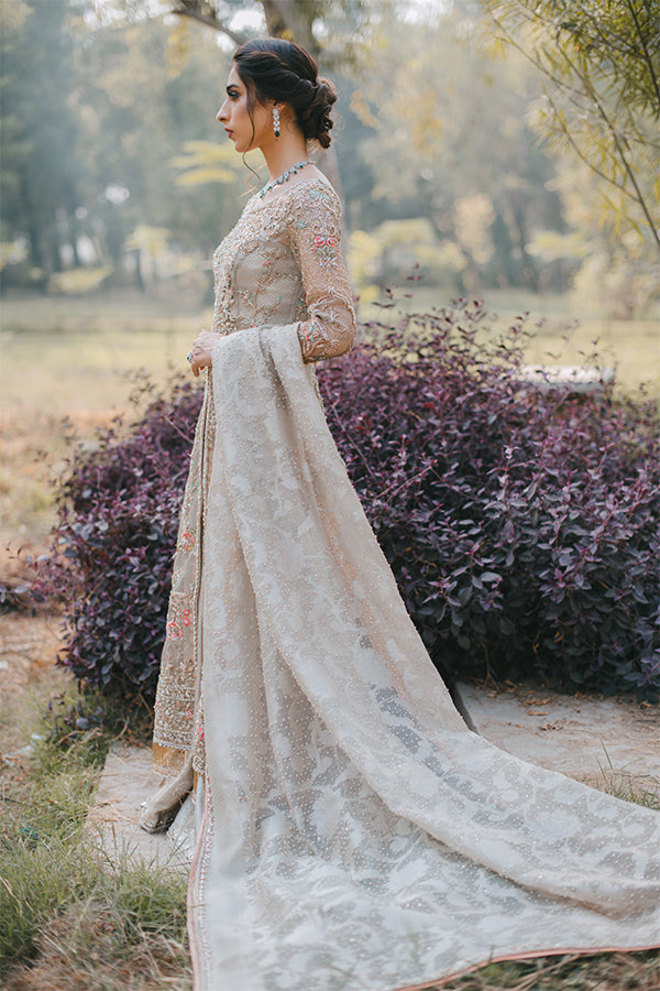 Ivory Resham Embroidered Jamawar Salwar Kameez (3-Piece) - Image 4