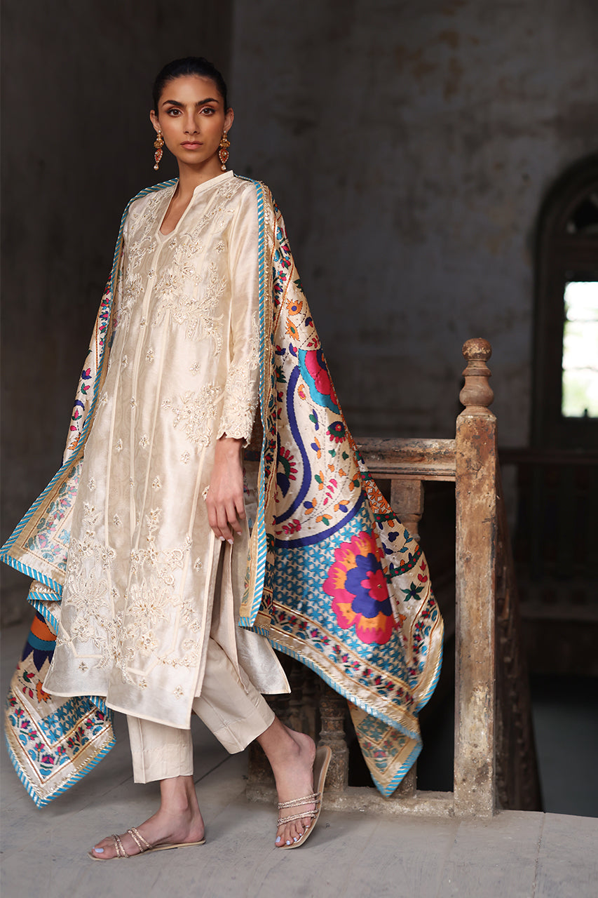 Pakistani Ivory Zardozi Khaadi Silk Salwar Kameez (3-Piece) - Image 3