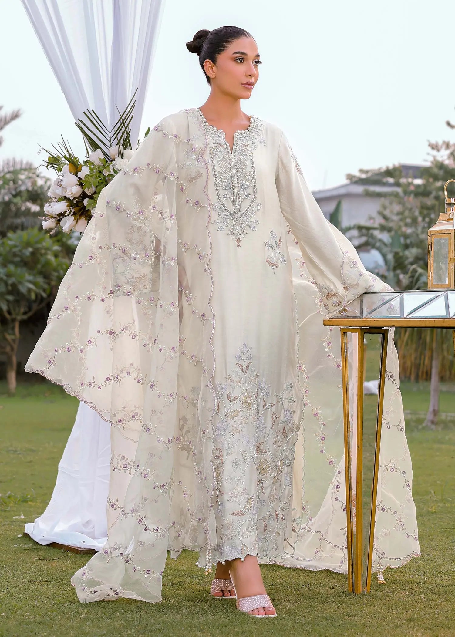 Pakistani Ivory Appliqué Khadi Silk Salwar Kameez (3-Piece) - Image 1