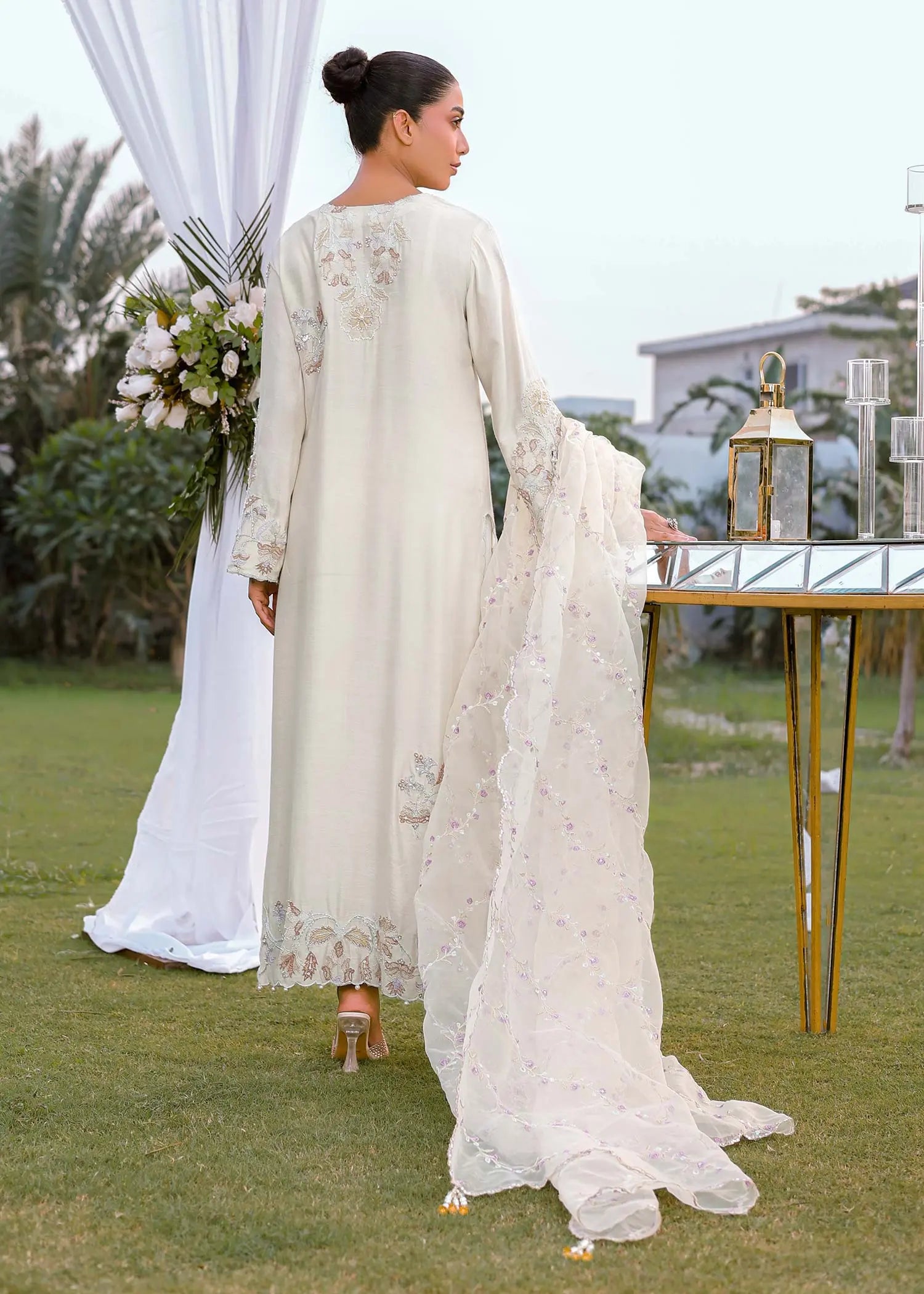 Pakistani Ivory Appliqué Khadi Silk Salwar Kameez (3-Piece) - Image 6