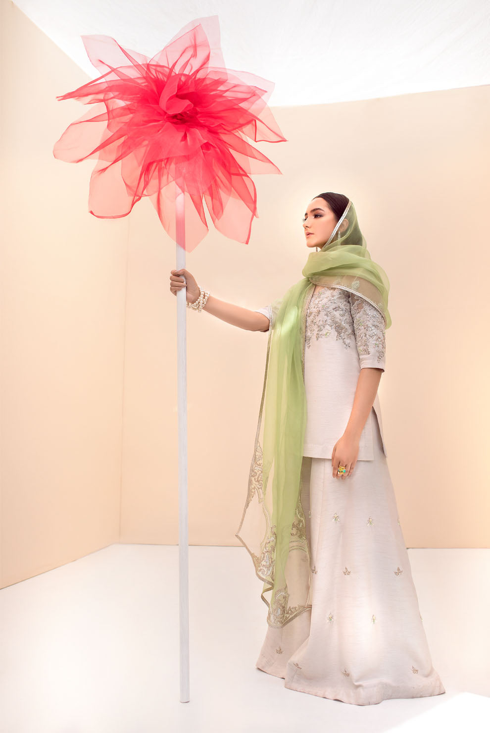 Ivory Embroidered Korean Raw Silk Kurta Set (3-Piece) - Image 3