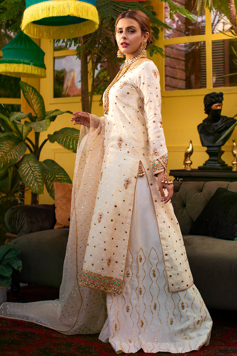 Ivory Kamdani Lawn Salwar Kameez (3-Piece) - Image 4