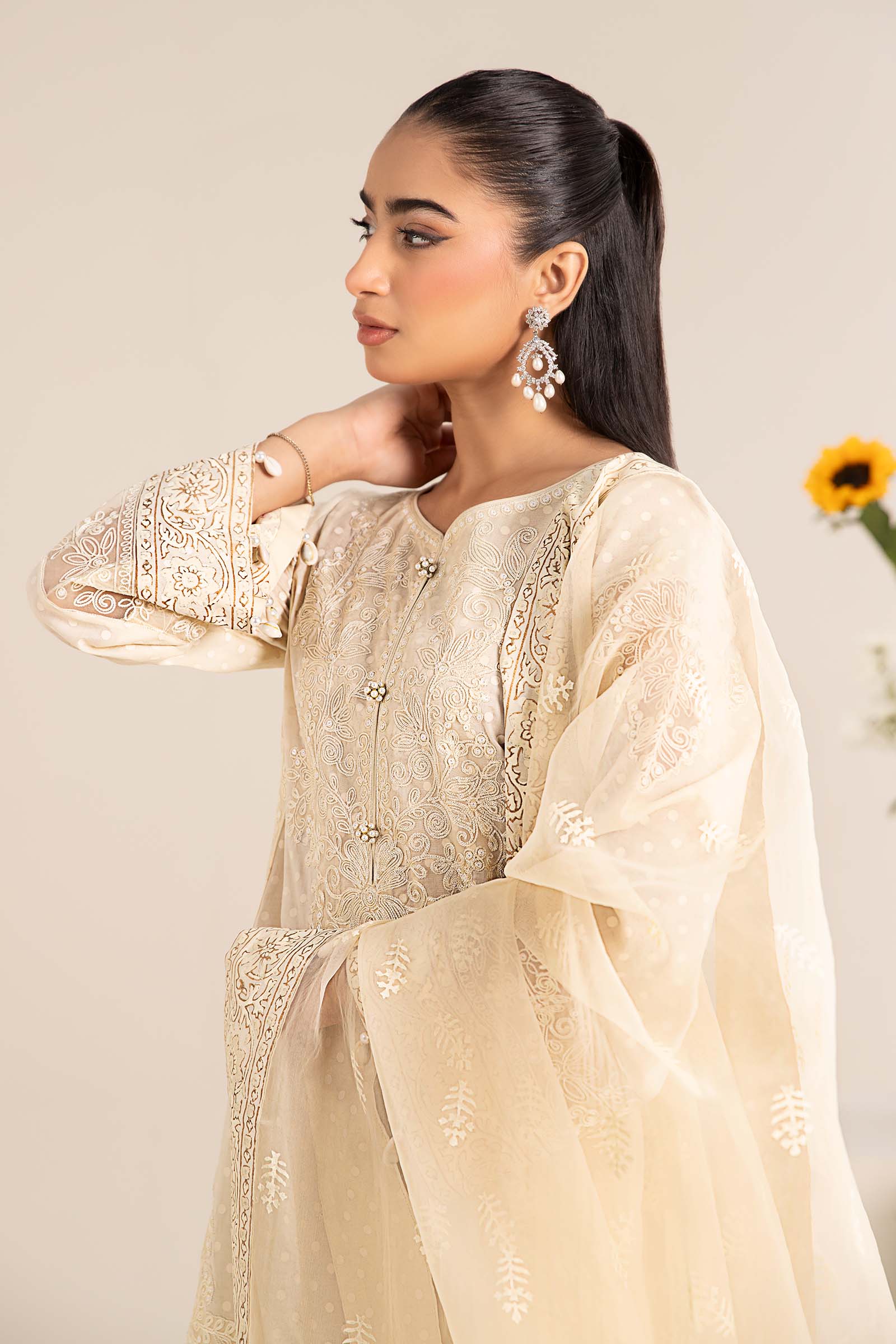 Pakistani Ivory Embroidered Lawn Salwar Kameez (3-Piece) - Image 3