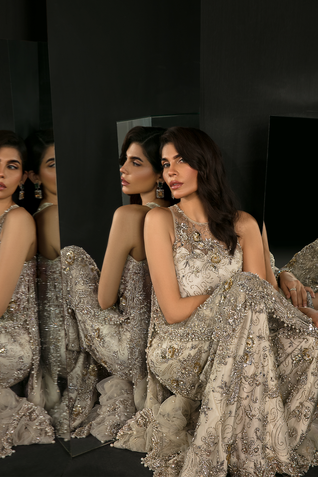 Pakistani Ivory-Grey Embellished Net Salwar Kameez (3-Piece) - Image 5