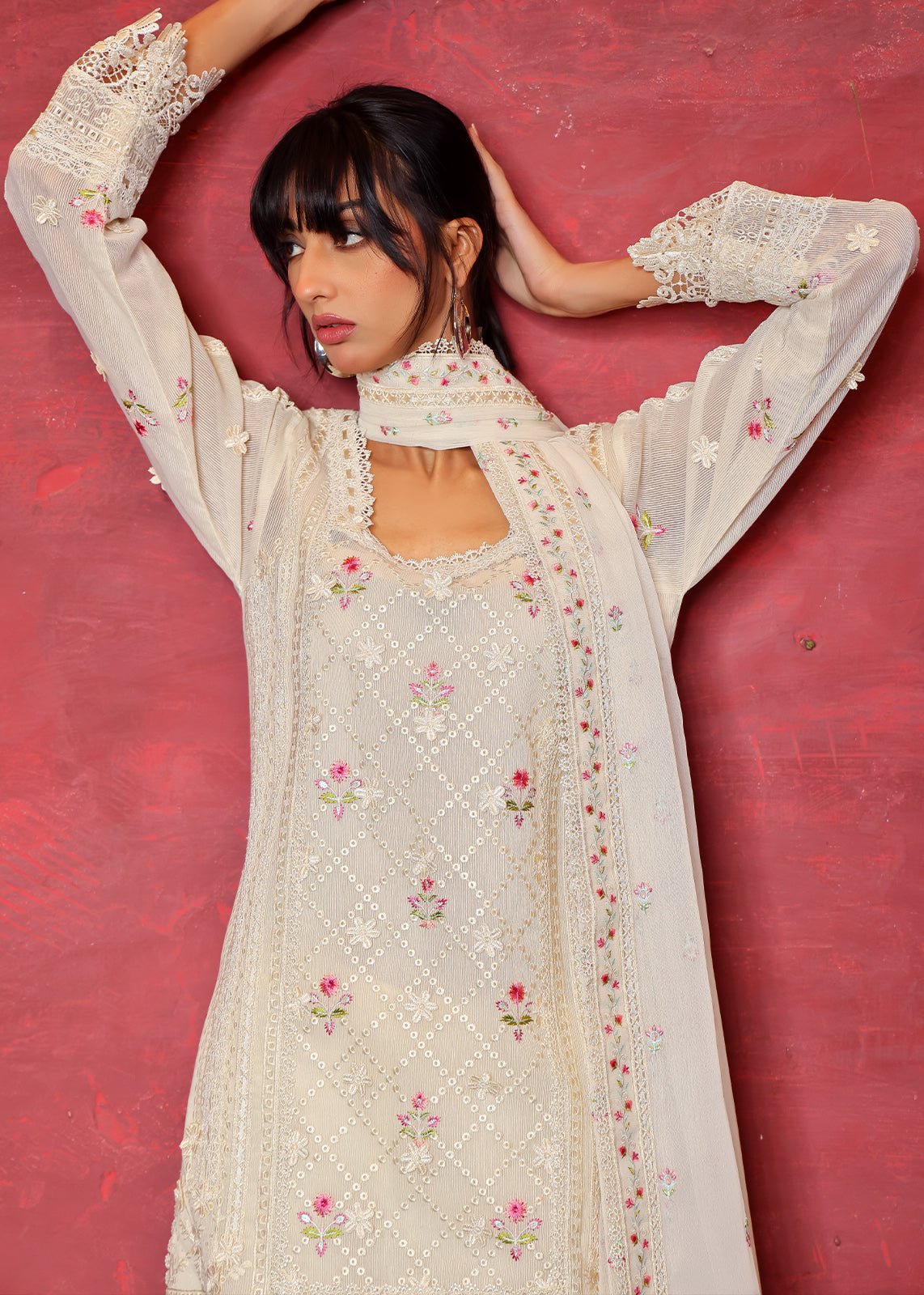 Off-White Chikan Embroidered Organza Net Kurta (2-Piece) - Image 2