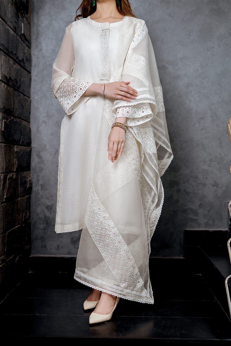 Pakistani Ivory Embroidered Organza Salwar Kameez (3-Piece) - Image 1