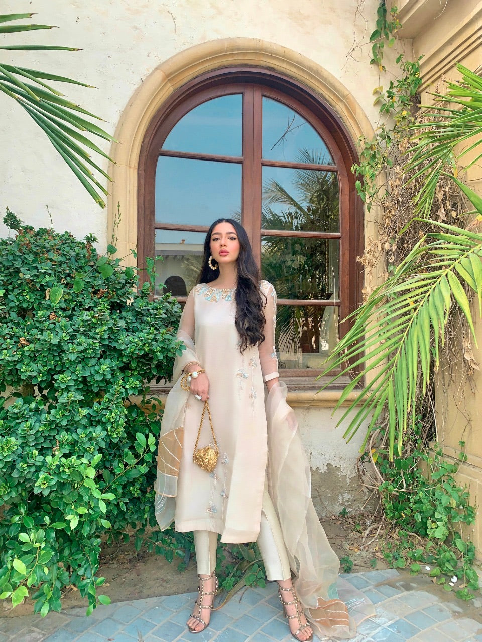 Ivory Hand-Embellished Organza Salwar Kameez (3-Piece) - Image 4