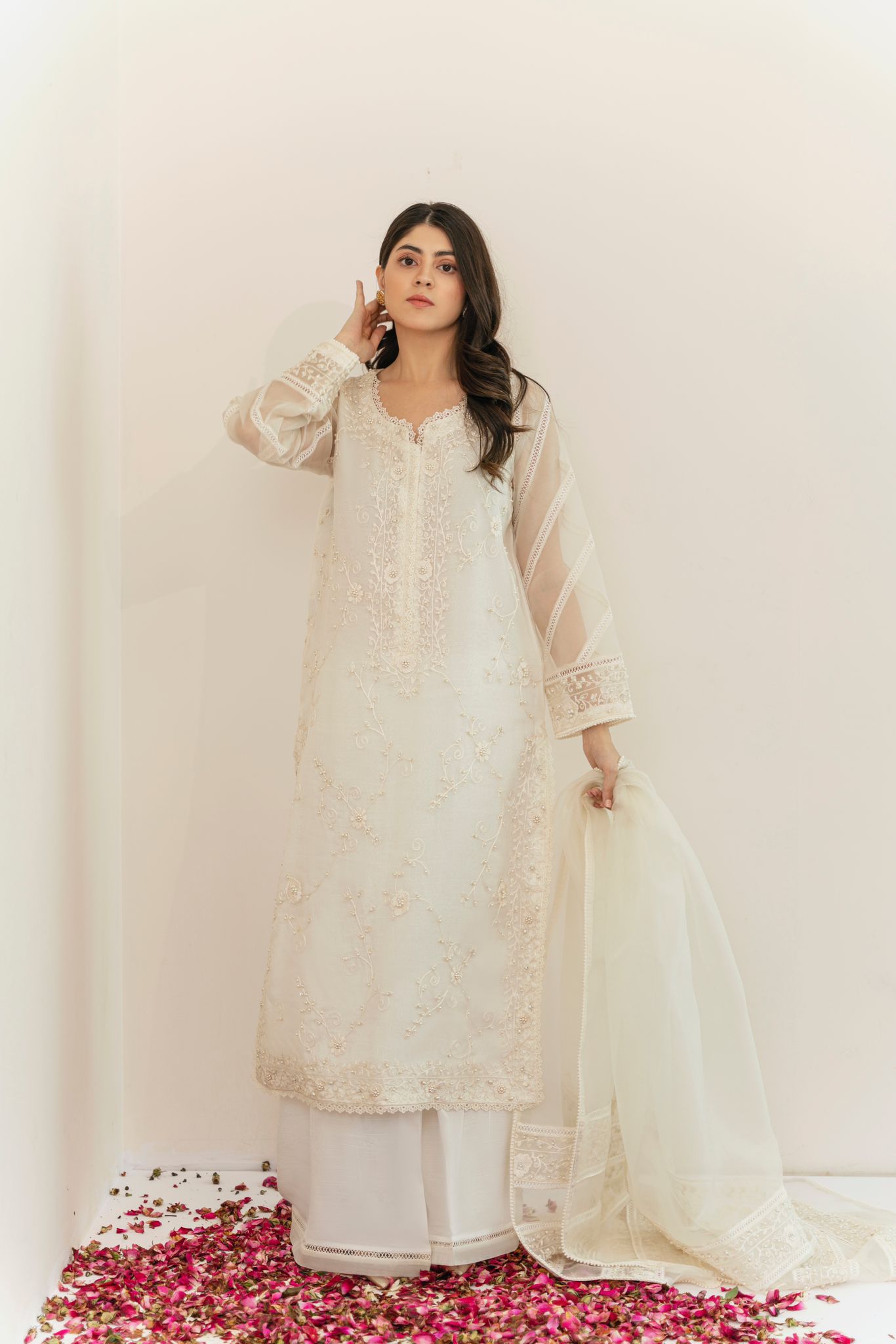 Pakistani Ivory Embroidered Pure Organza Kurta Set (3-Piece) - Image 2