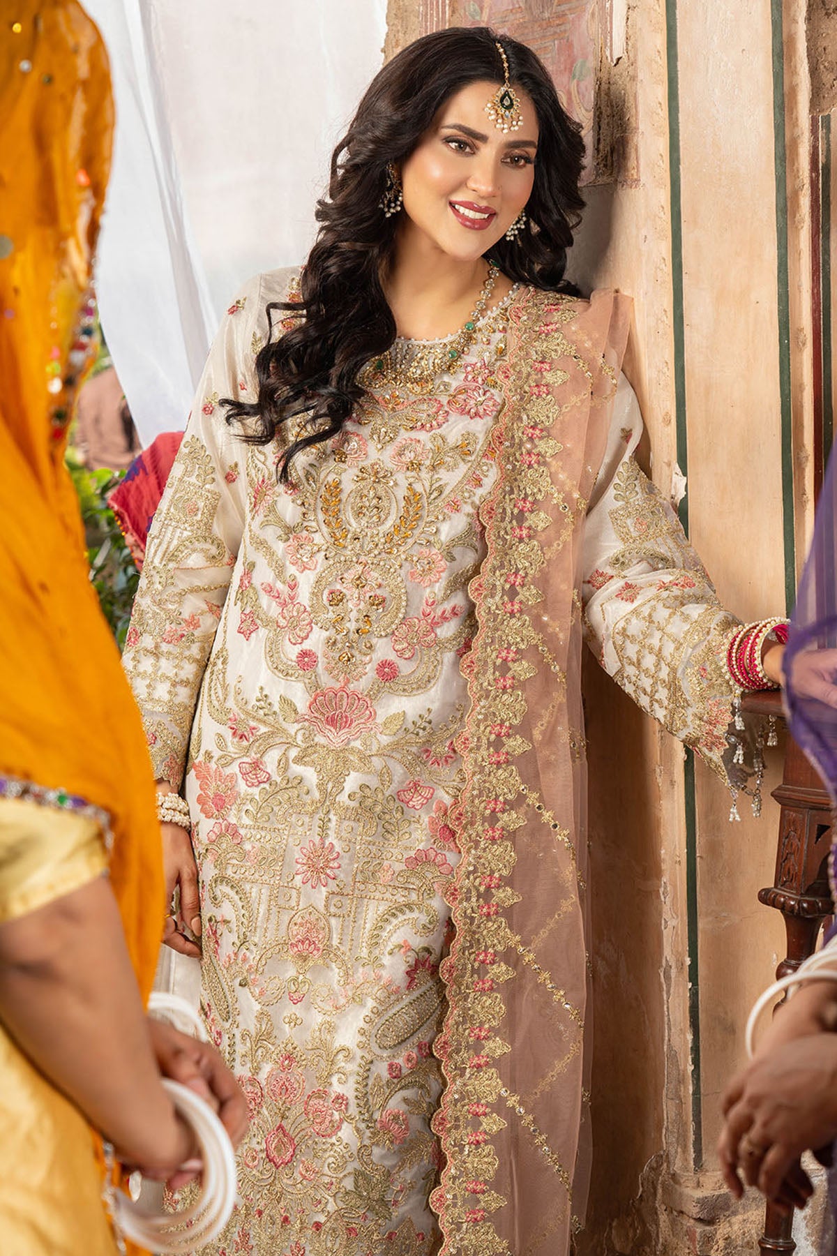 Pakistani Off-White Embroidered Organza Salwar Kameez (3-Piece) - Image 4