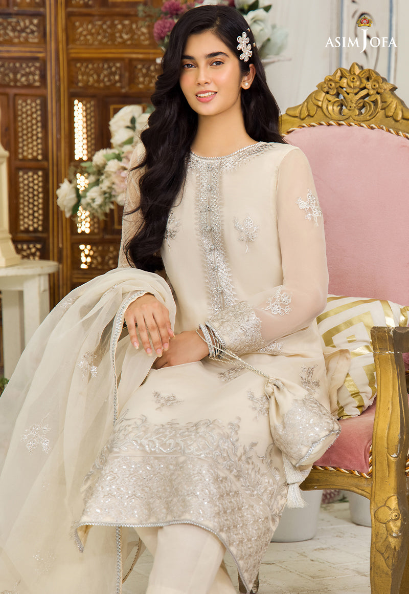 Pakistani Off White Embroidered Organza Salwar Kameez (3-Piece) - Image 5