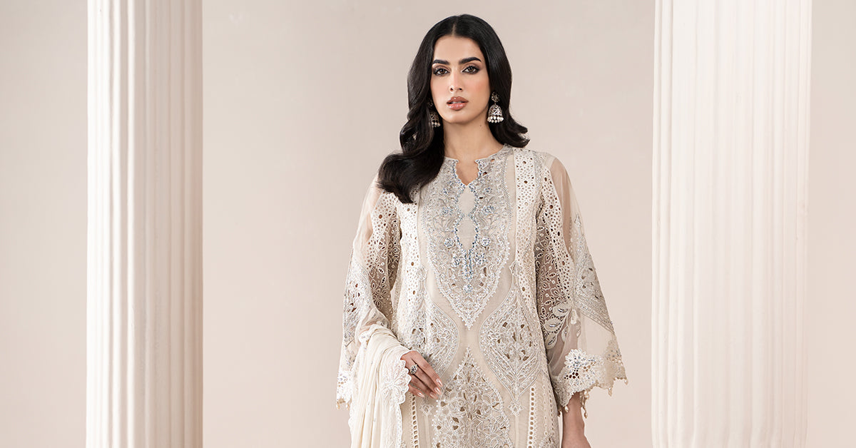 Ivory Embroidered Organza Straight-Cut Suit (3-Piece) - Image 10