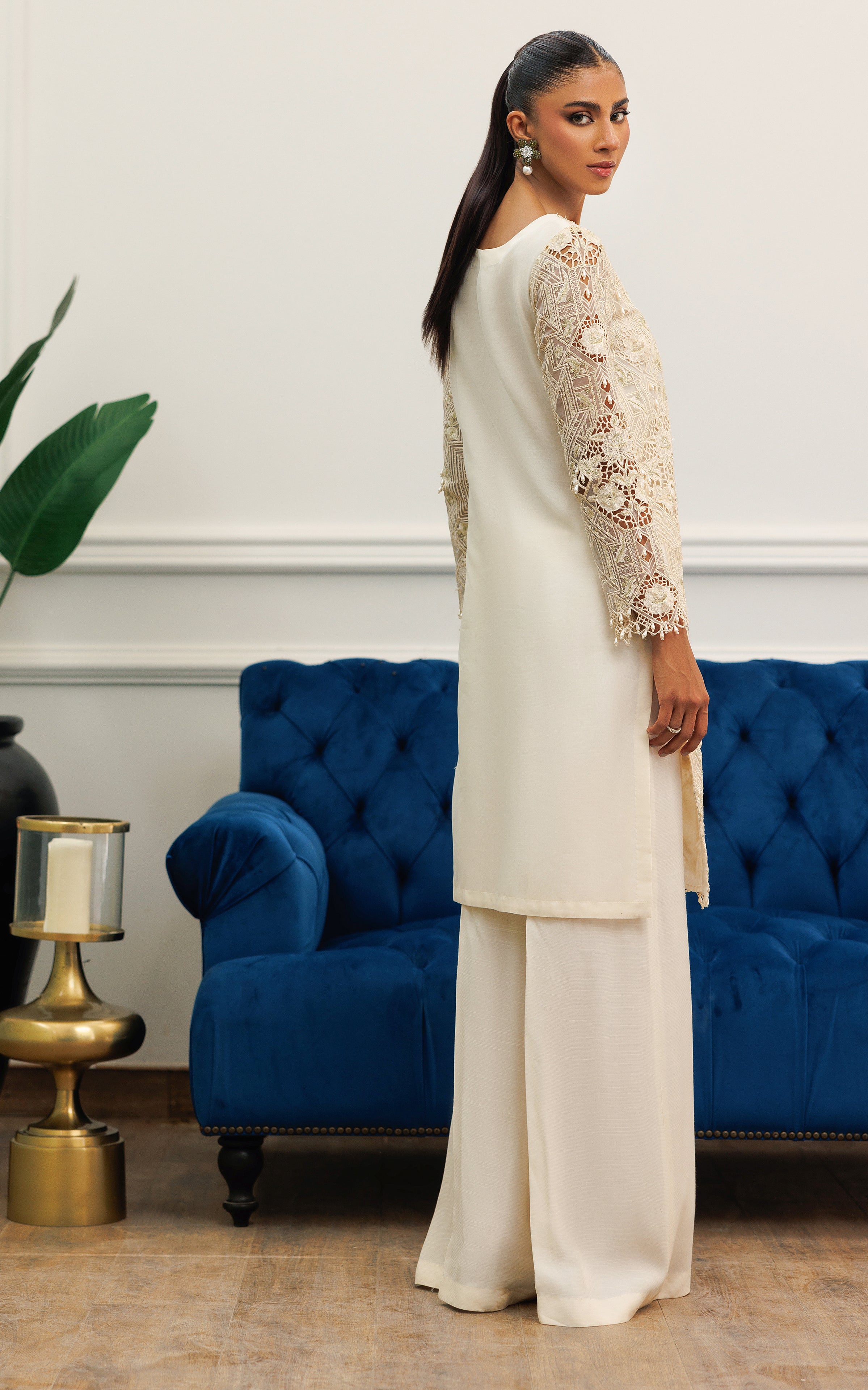 Pakistani Ivory Zari & Thread Embroidered Organza Long Shirt (2-Piece) - Image 7