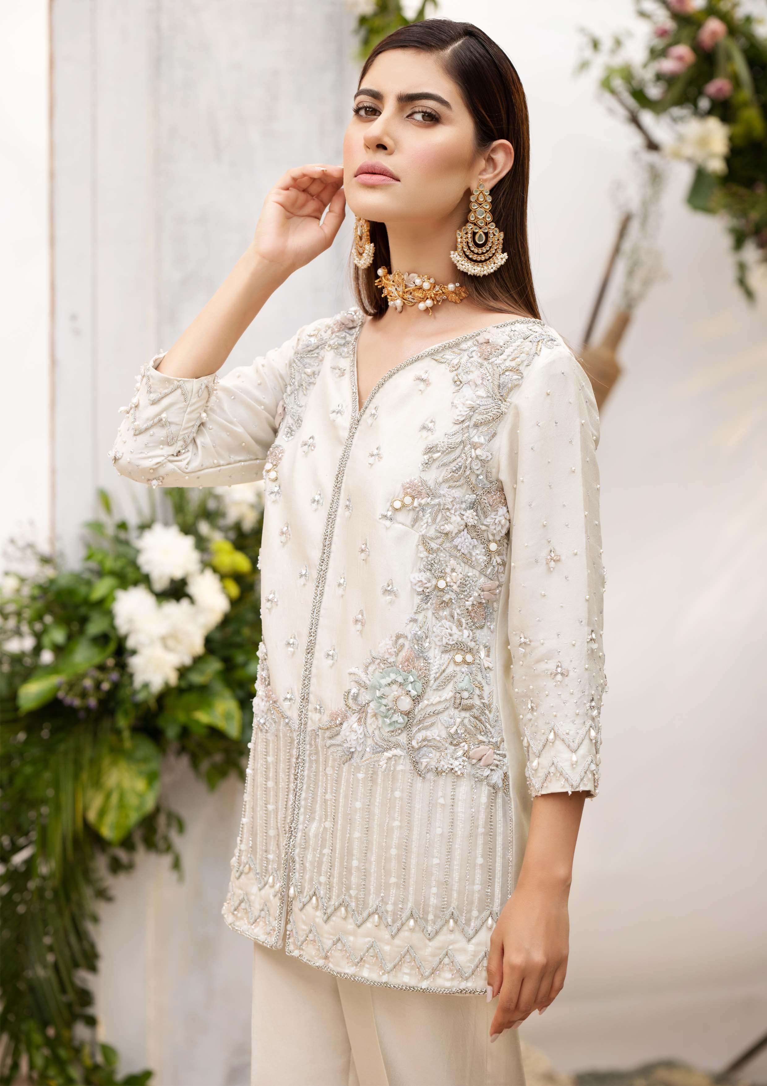 Pakistani Ivory Hand-Embellished Raw Silk Kurta (2-Piece) - Image 5