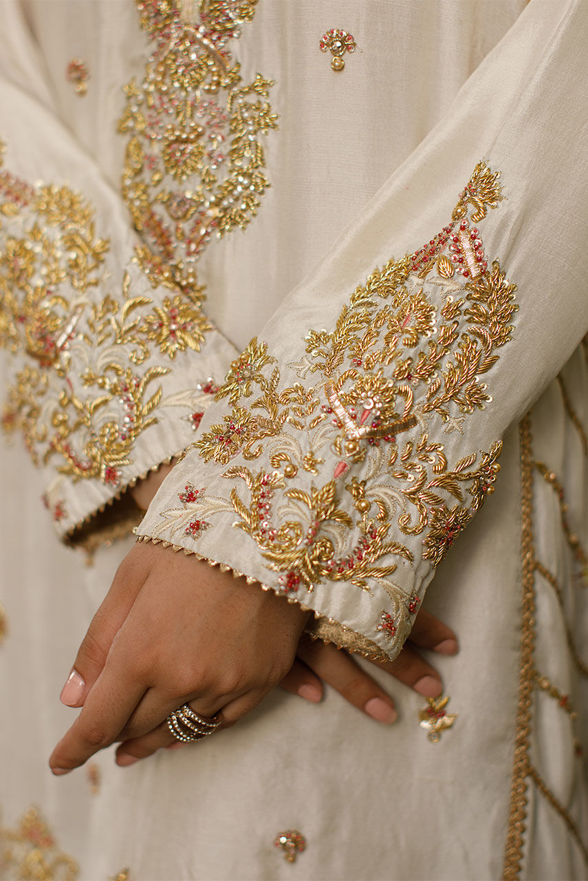 Pakistani Ivory Zardozi Raw Silk Salwar Kameez (3-Piece) - Image 7