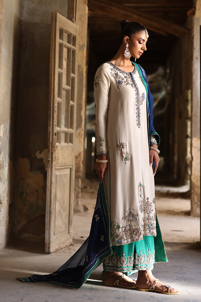 Ivory Zardozi Raw Silk Kurta Set (3-Piece) - Image 4