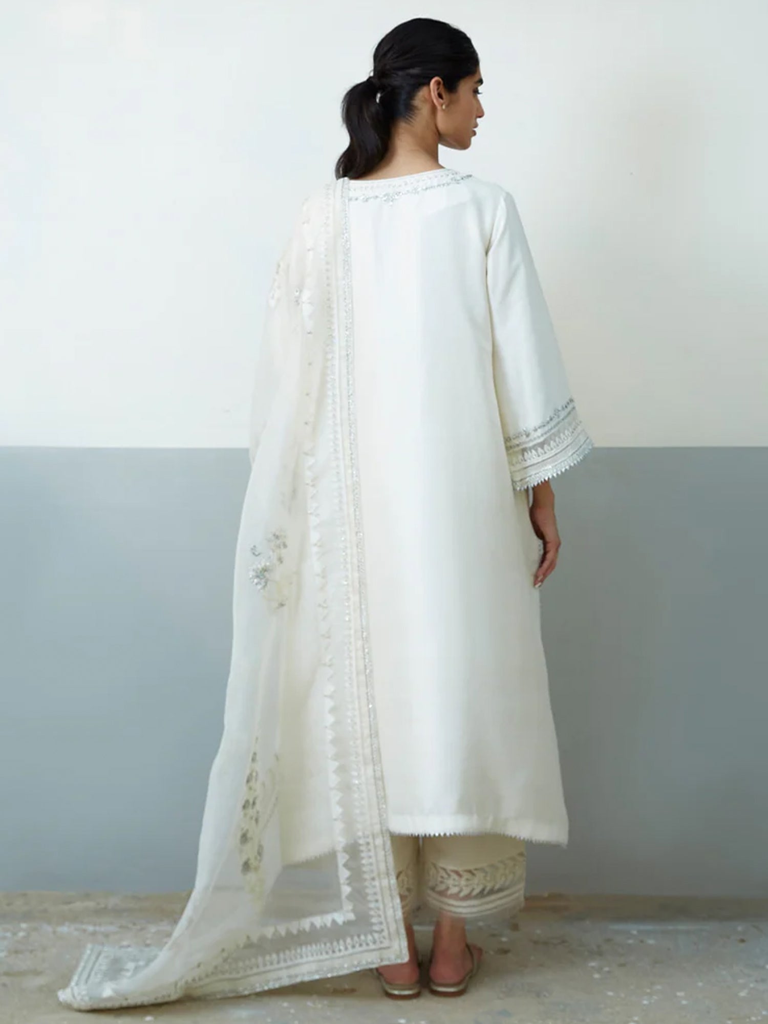 Ivory Zardozi Raw Silk Salwar Kameez (3-Piece) - Image 4