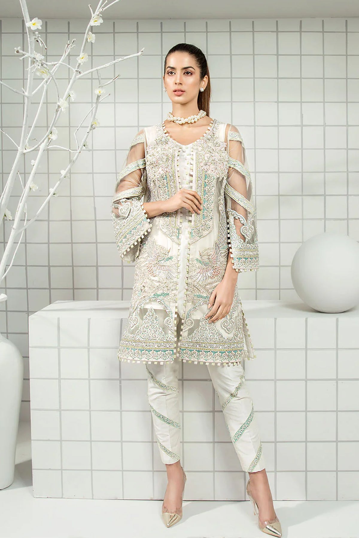 Ivory Embroidered Silk-Blend Kurta Set (2-Piece) - Image 1