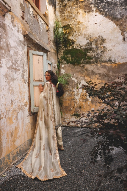 Pakistani Ivory Embroidered Silk-Blend Salwar Kameez (3-Piece) - Image 2