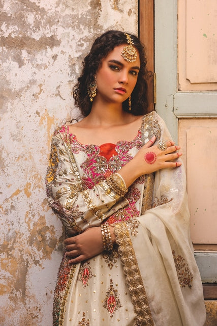 Pakistani Ivory Embroidered Silk-Blend Salwar Kameez (3-Piece) - Image 4