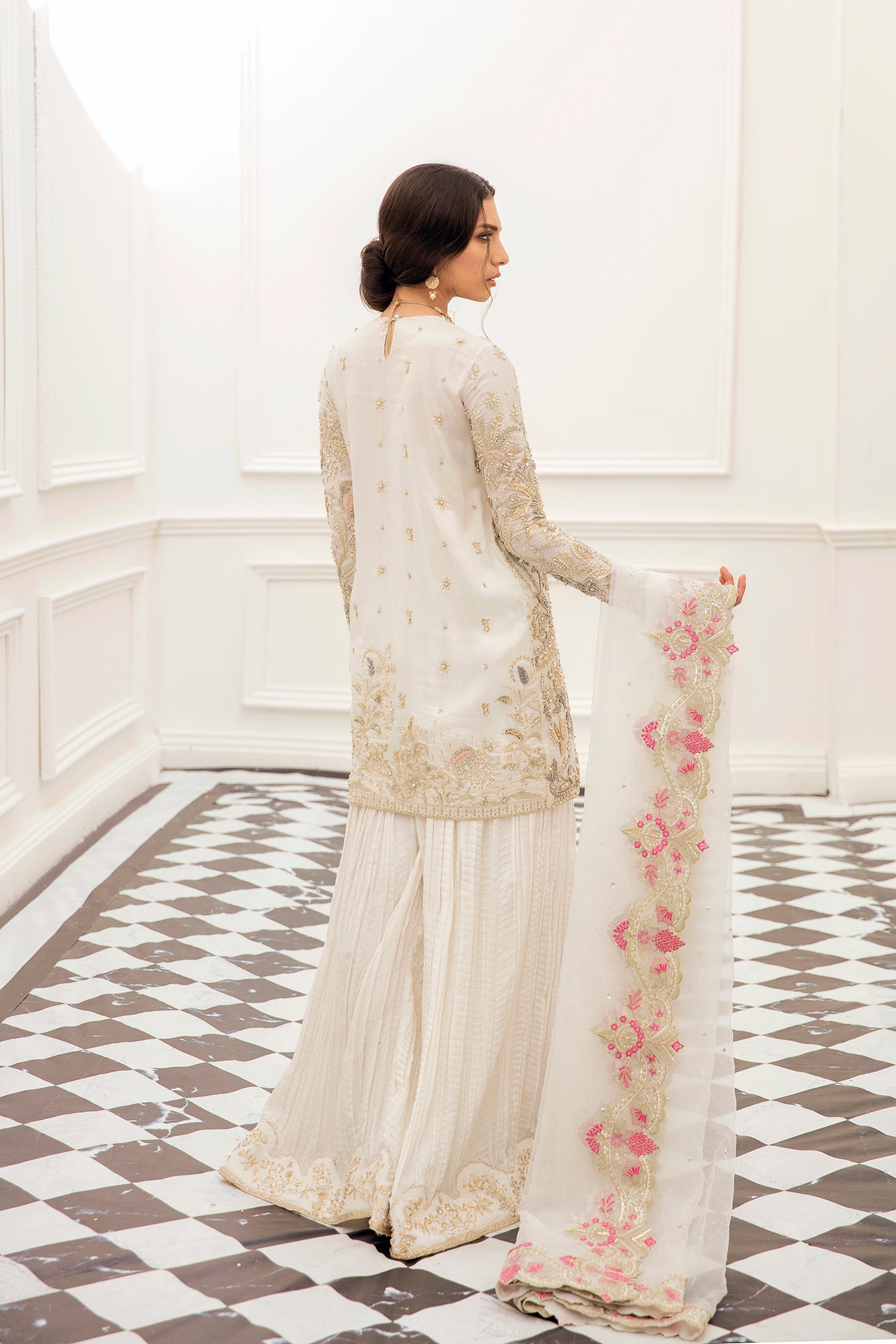 Ivory Hand-Embellished Silk-Blend Salwar Kameez (4-Piece) - Image 4