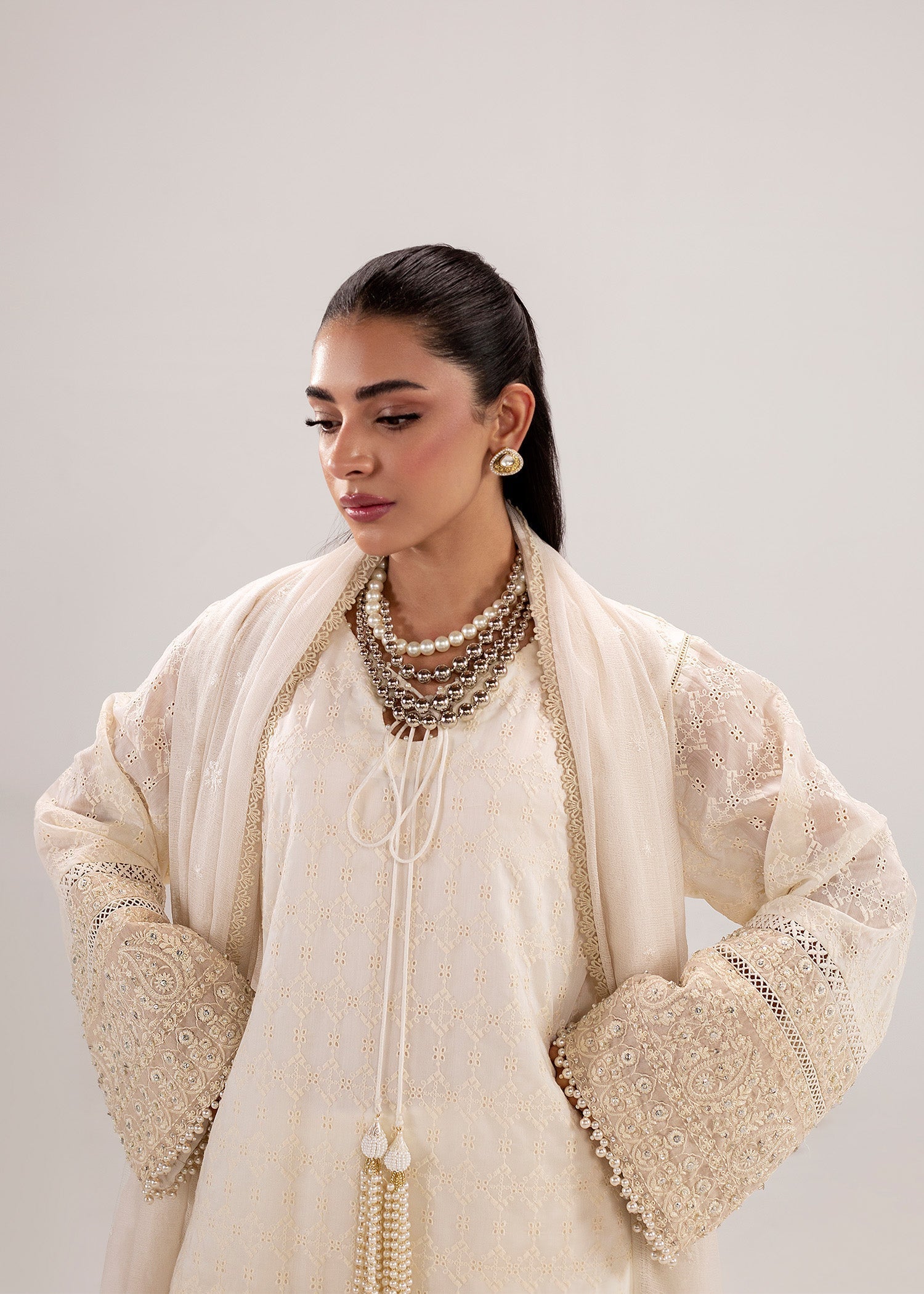 Pakistani Ivory Embroidered Silk Khadi Net Kurta Set (3-Piece) - Image 2