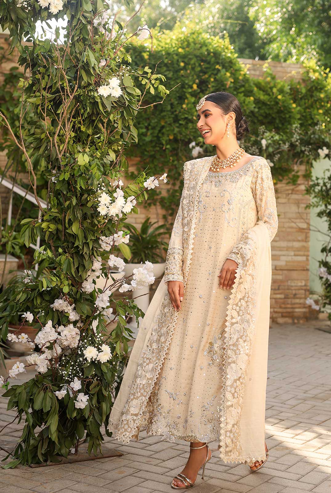 Pakistani Ivory Gotta & Kora Dabka Silk Meysuri Salwar Kameez (3-Piece) - Image 2