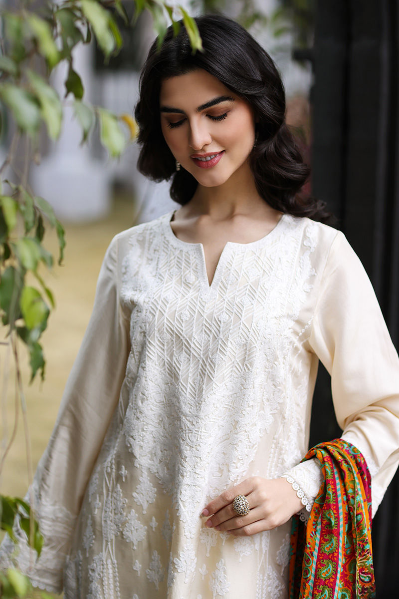Off-White Embroidered Silk Salwar Kameez (2-Piece) - Image 4