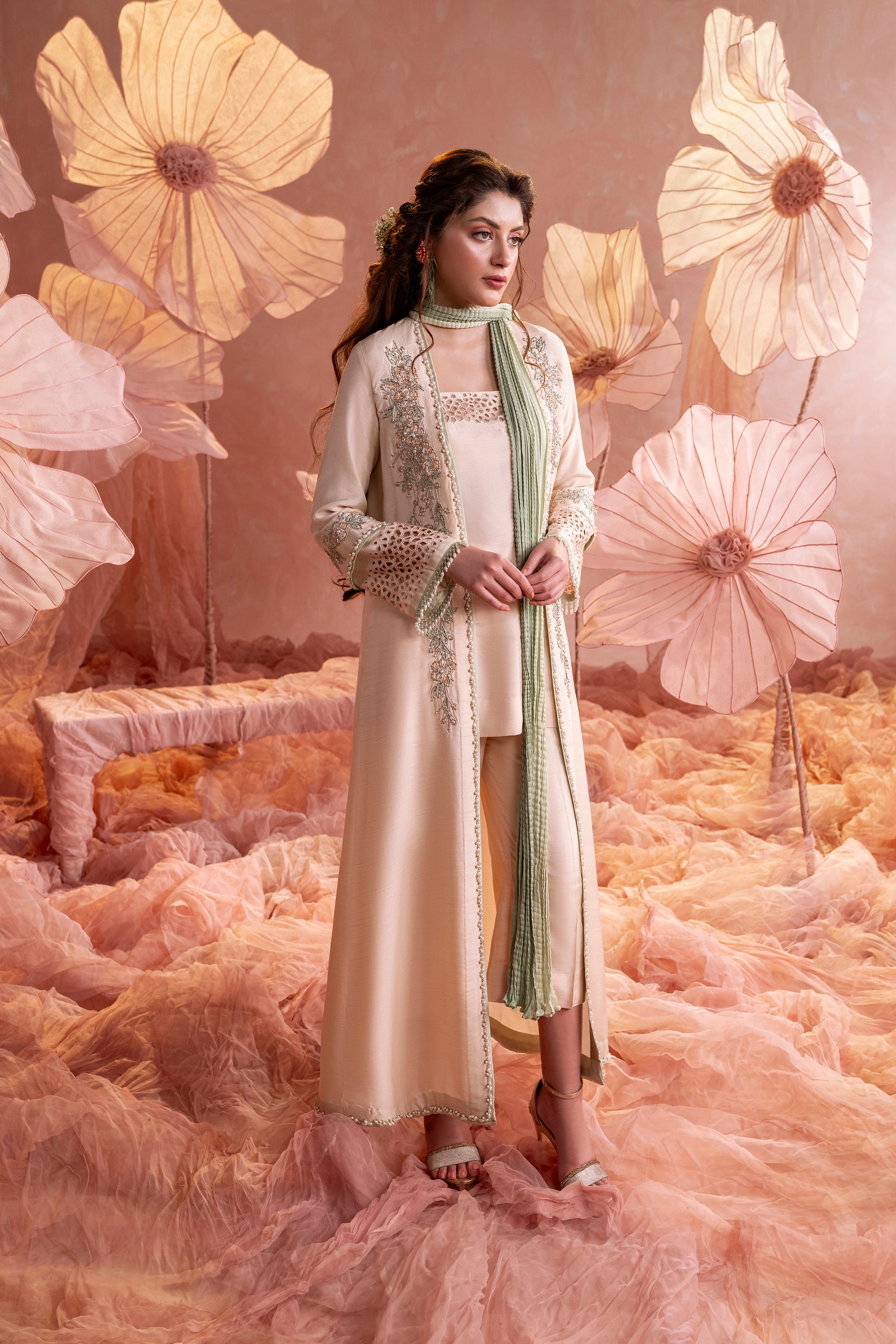 Pakistani Peach Ivory Marori Zardozi Silk Jacket Set (3-Piece) - Image 1