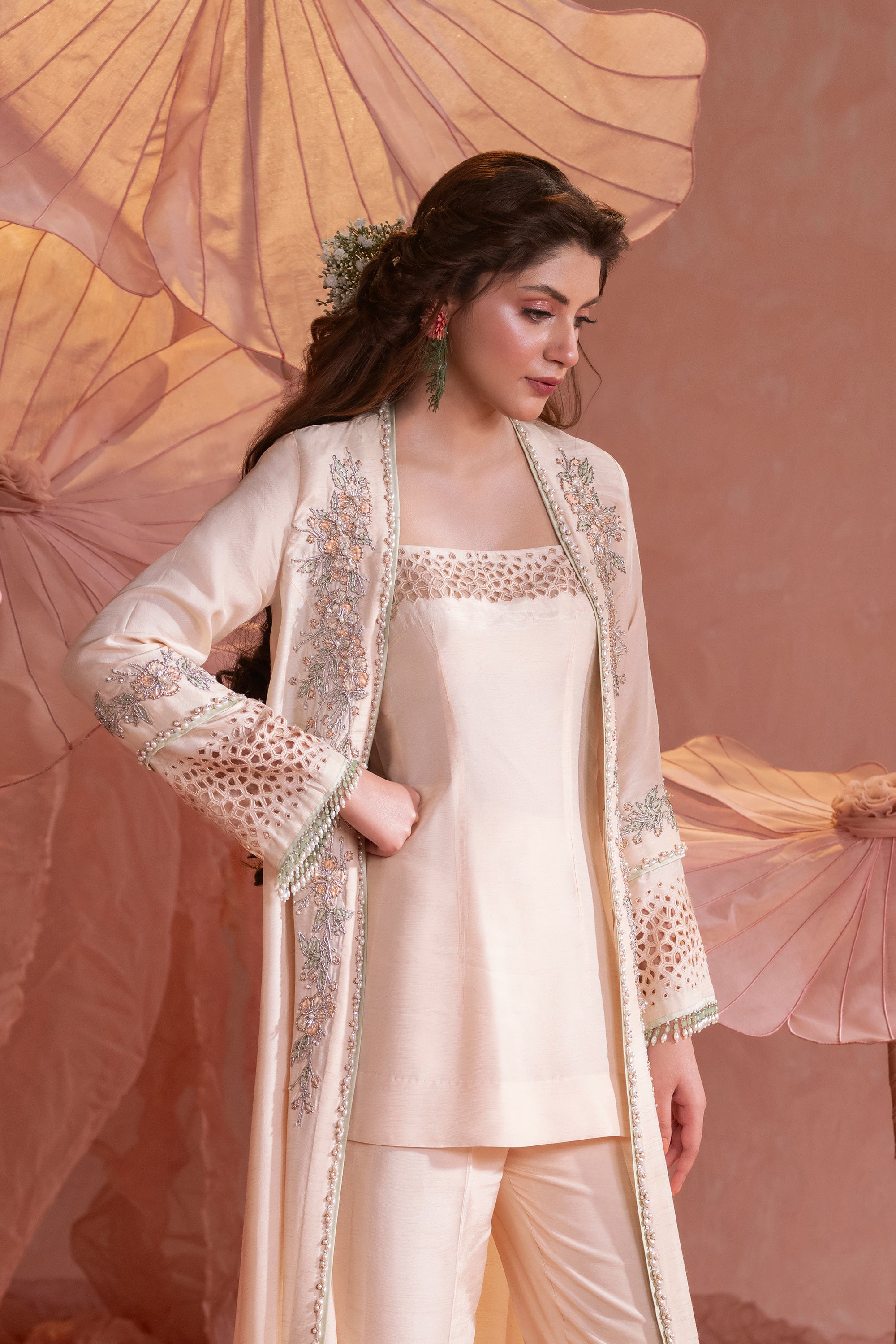 Pakistani Peach Ivory Marori Zardozi Silk Jacket Set (3-Piece) - Image 2