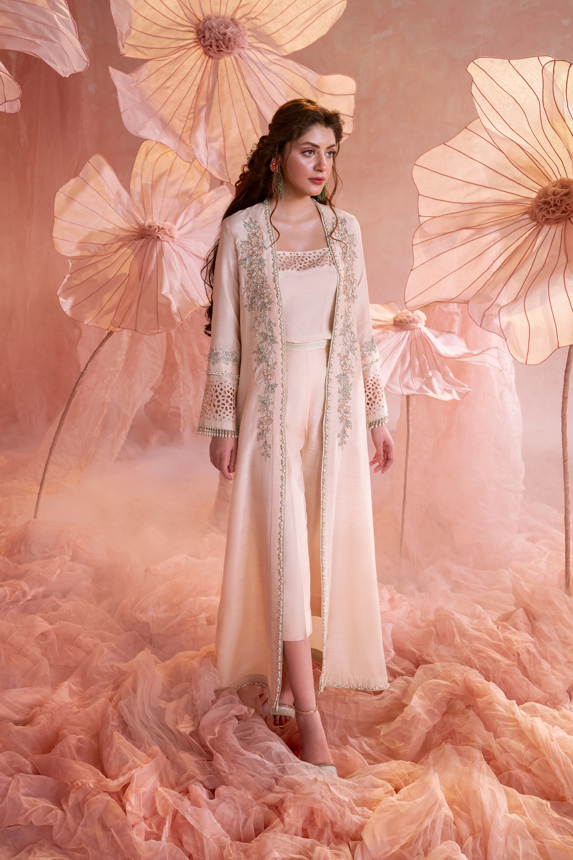 Pakistani Peach Ivory Marori Zardozi Silk Jacket Set (3-Piece) - Image 3