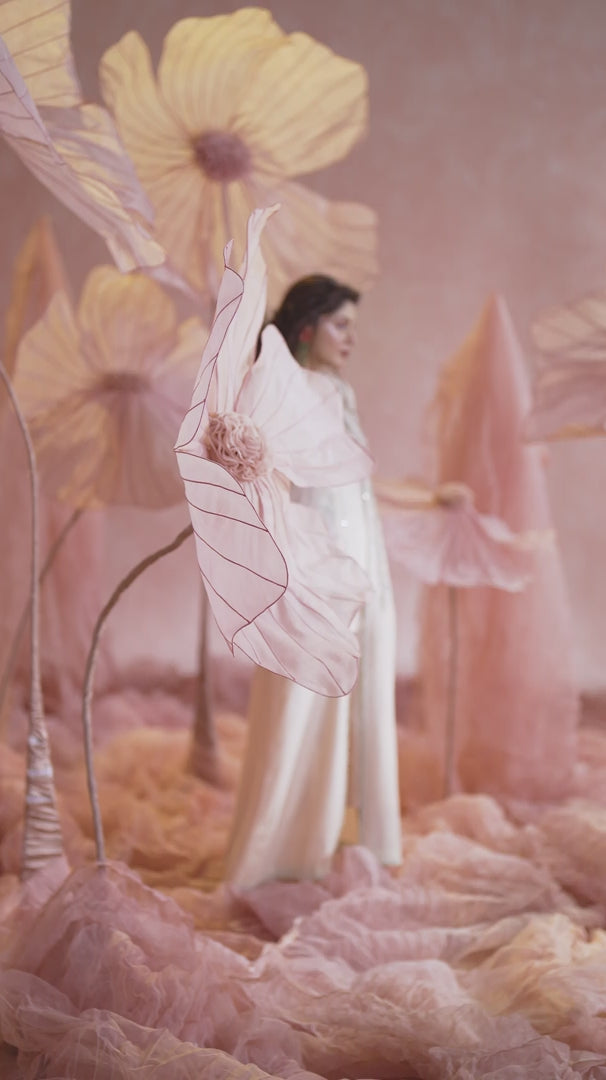 Pakistani Peach Ivory Marori Zardozi Silk Jacket Set (3-Piece) - Image 6